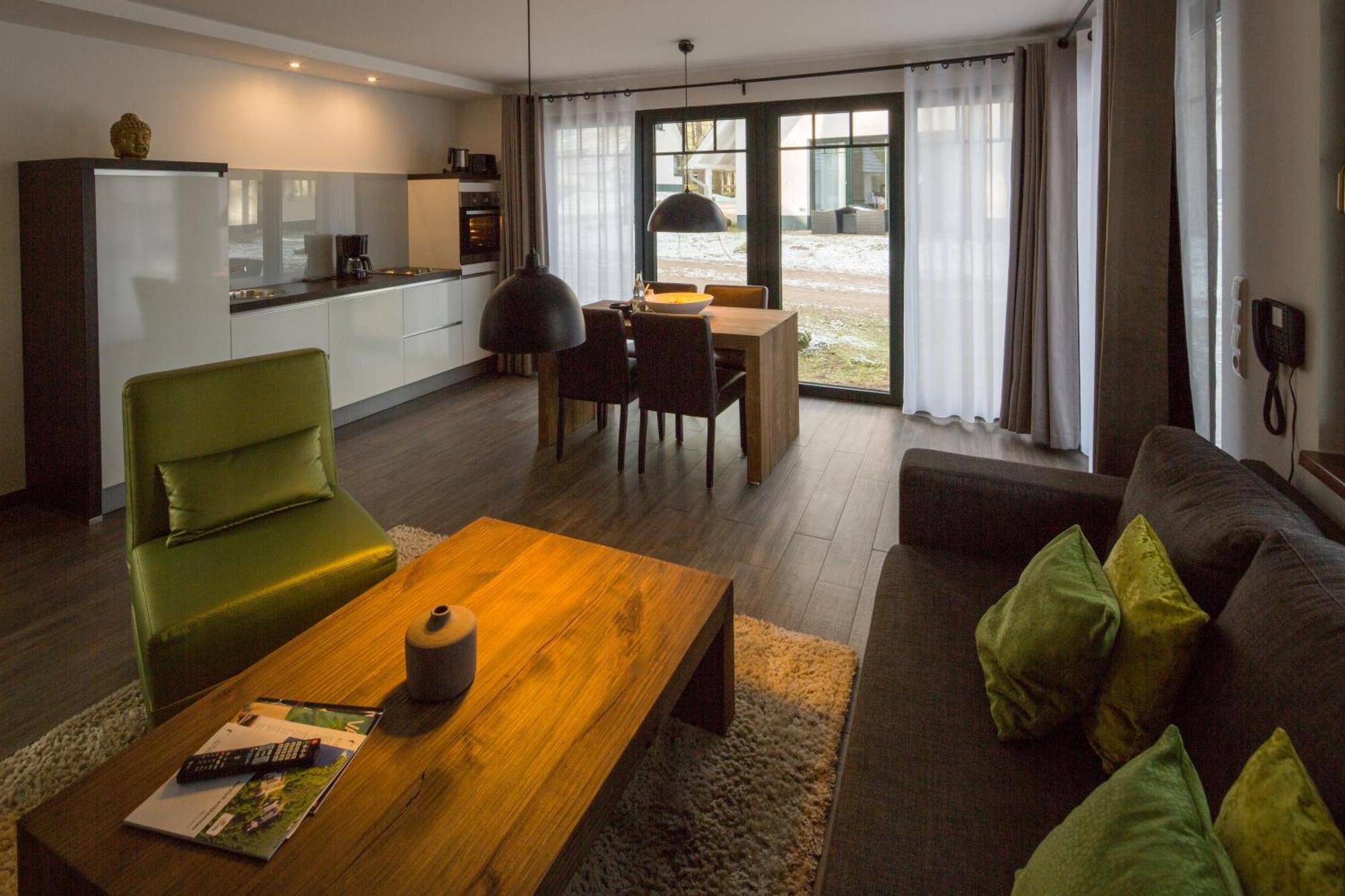Van Der Valk Naturresort Drewitz Nossentiner Huette 外观 照片