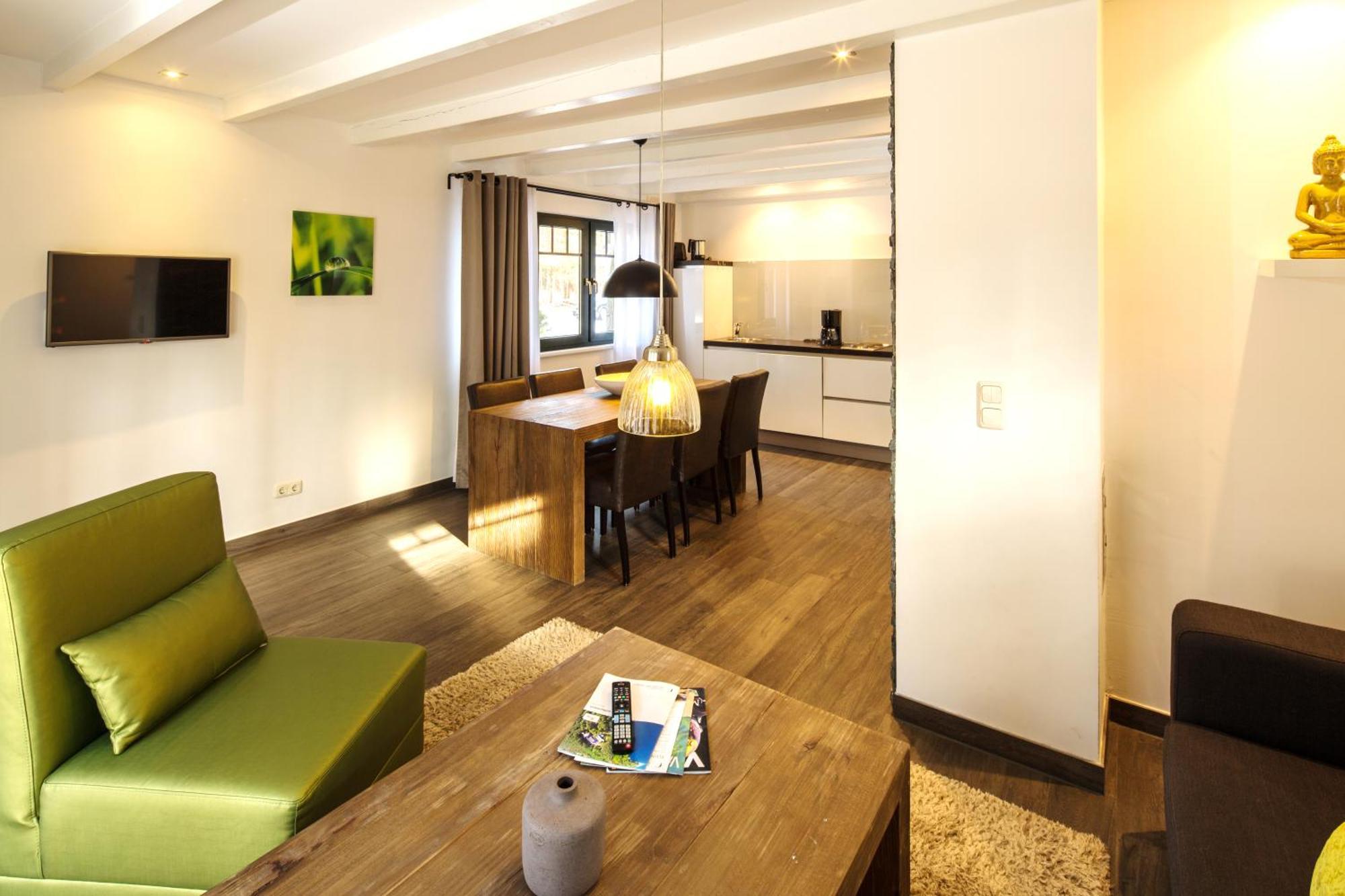 Van Der Valk Naturresort Drewitz Nossentiner Huette 外观 照片