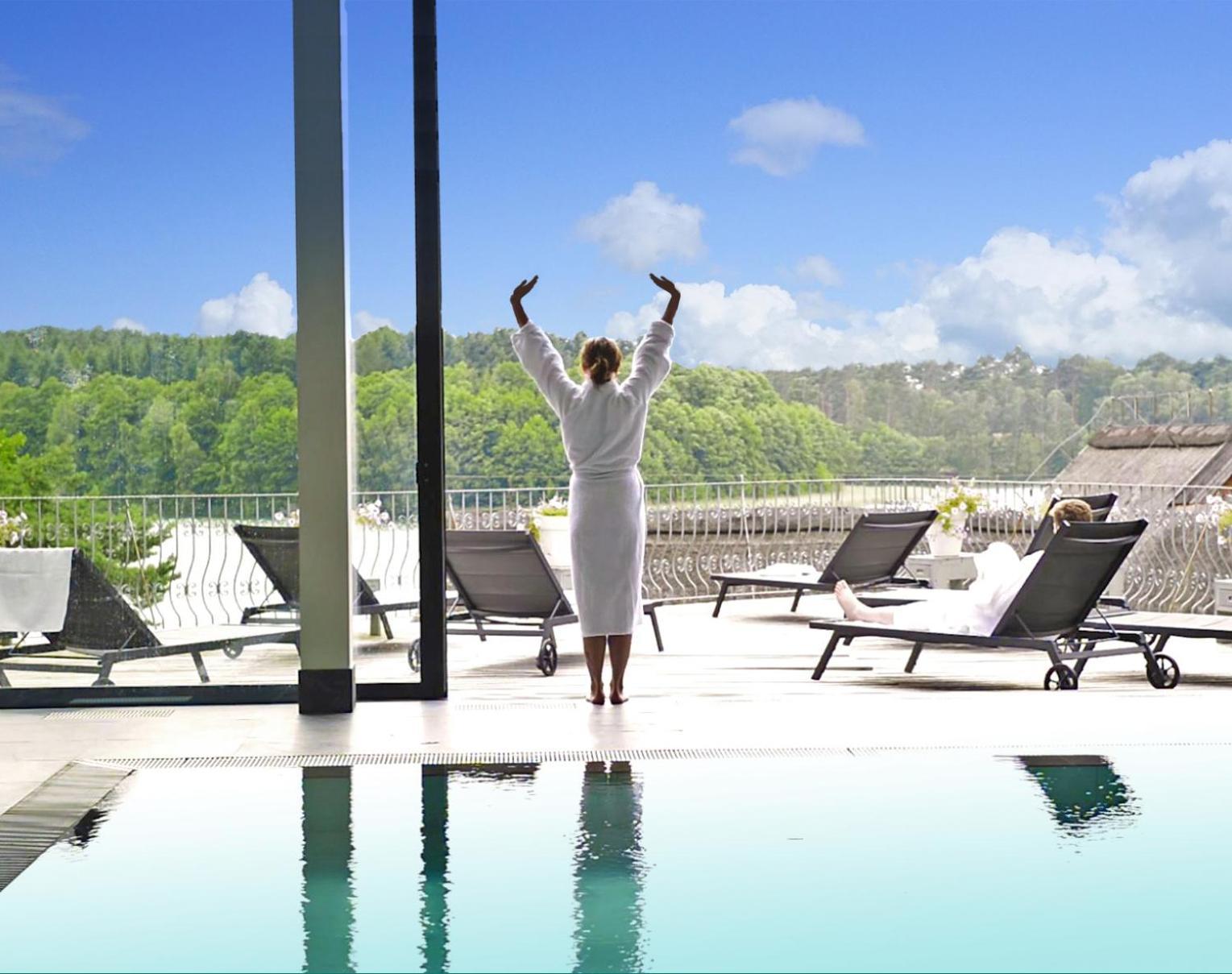 Van Der Valk Naturresort Drewitz Nossentiner Huette 外观 照片