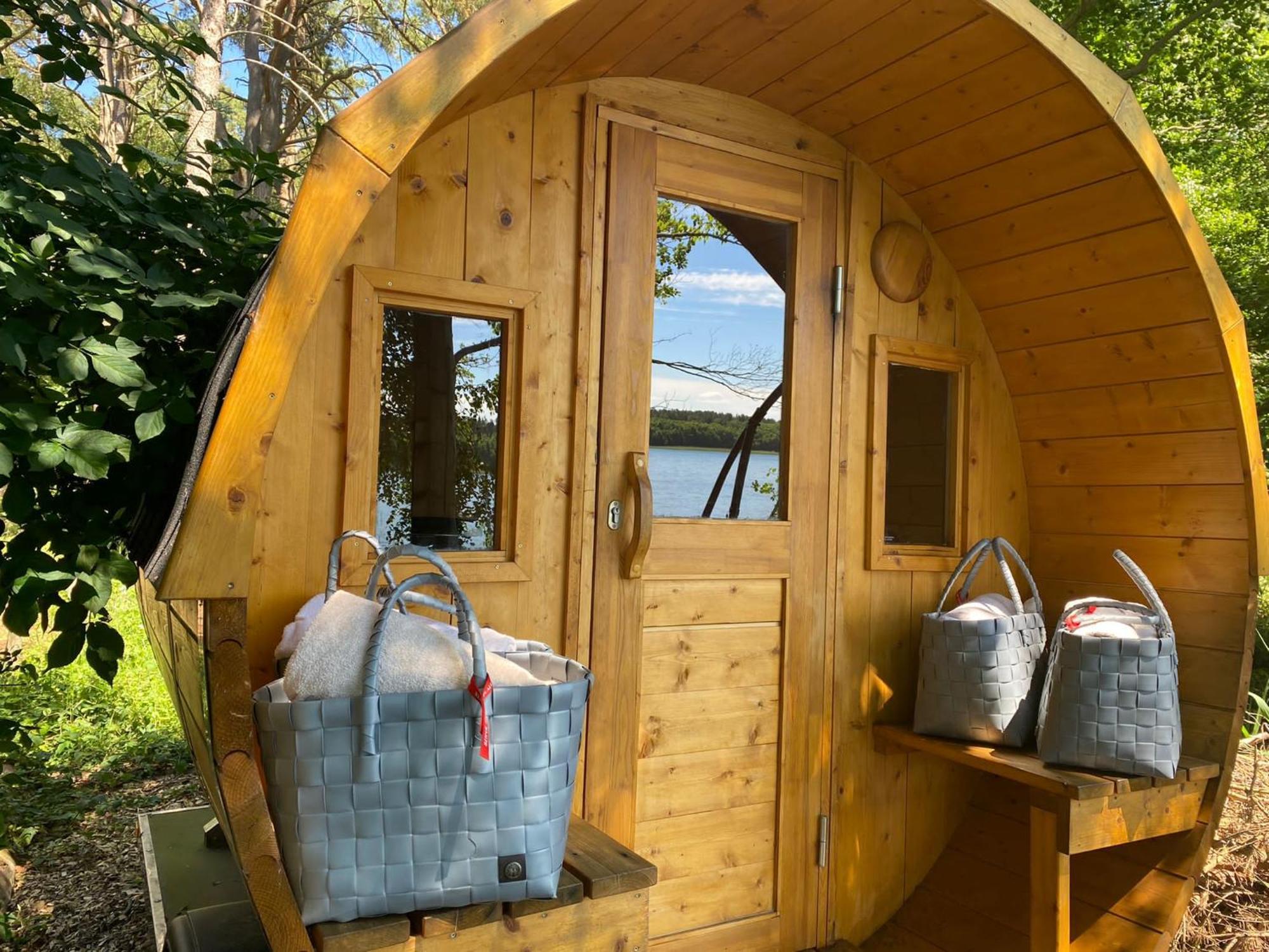 Van Der Valk Naturresort Drewitz Nossentiner Huette 外观 照片